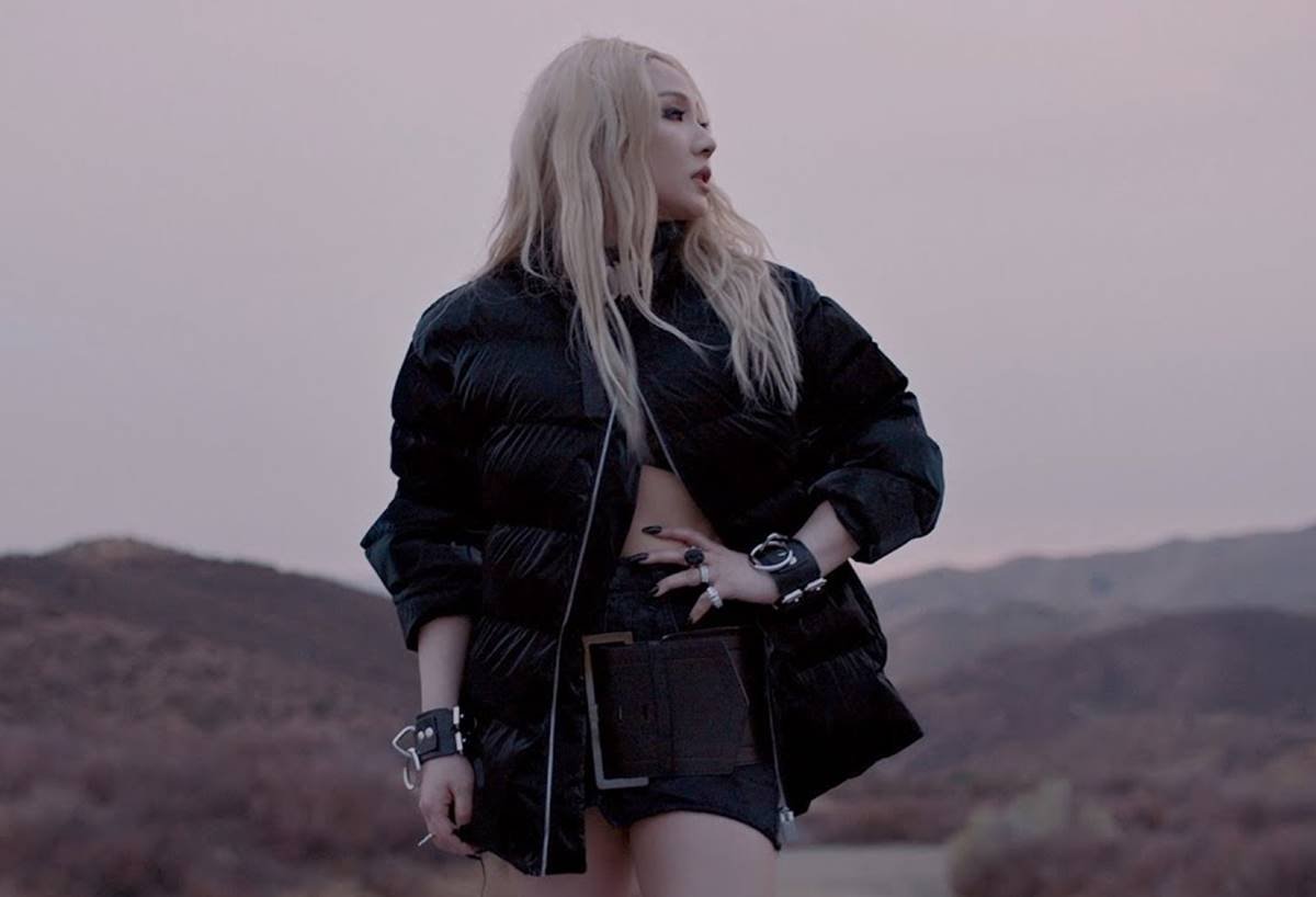 CL para o clipe de Let It