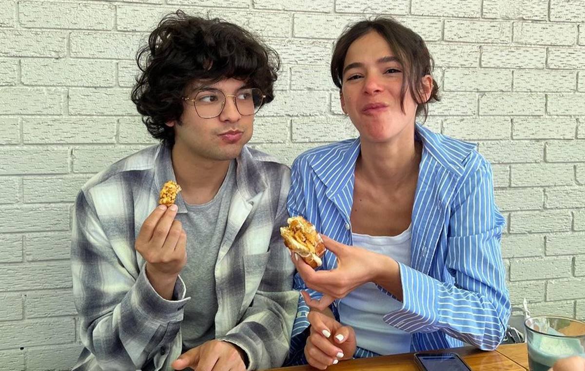 Xolo Maridueña e Bruna Marquezine