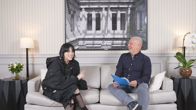 Billie Eilish conversa com Álvaro Pereira Júnior