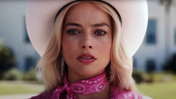 Margot Robbie é Barbie no live-action